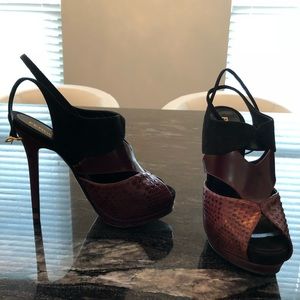BNIB Fendi leather and snake heels